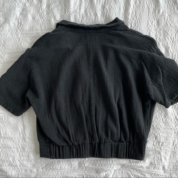 Urban Outfitters Collared Crop Top - Picture 2 of 4